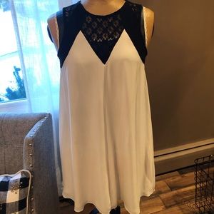 Francescas White and Black Dress